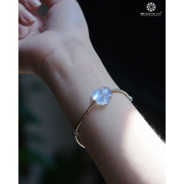 Lắc tay charm bạc Hồ Ly Ôm Mẫu Đơn Đá Mặt Trăng - Moonstone